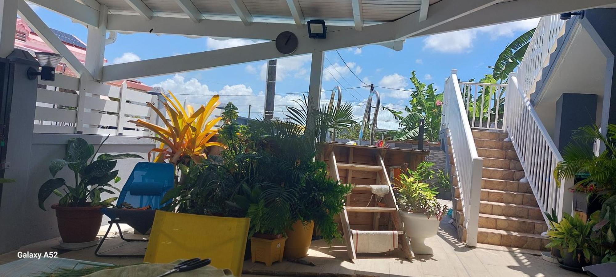 Haut De Villa Agreable Et Paisible Climatise, Wifi Anse-Bertrand Buitenkant foto
